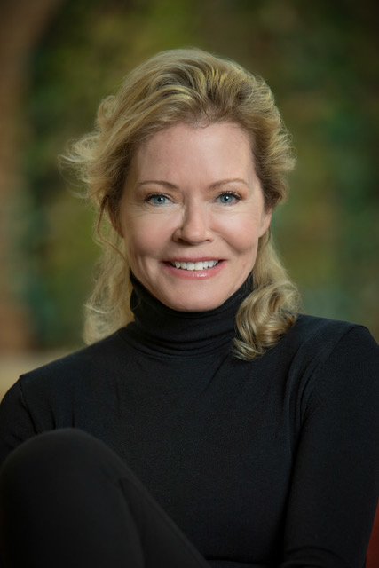 Ular Skype-da bir-birlarini silkitishadi Videoni sikish