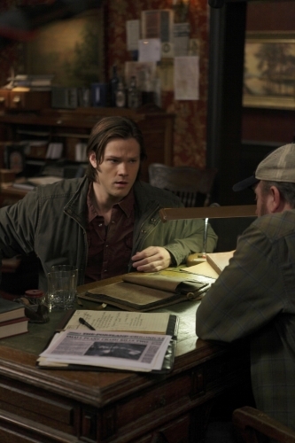 Jim Beaver and Jared Padalecki in Supernatural (2005)