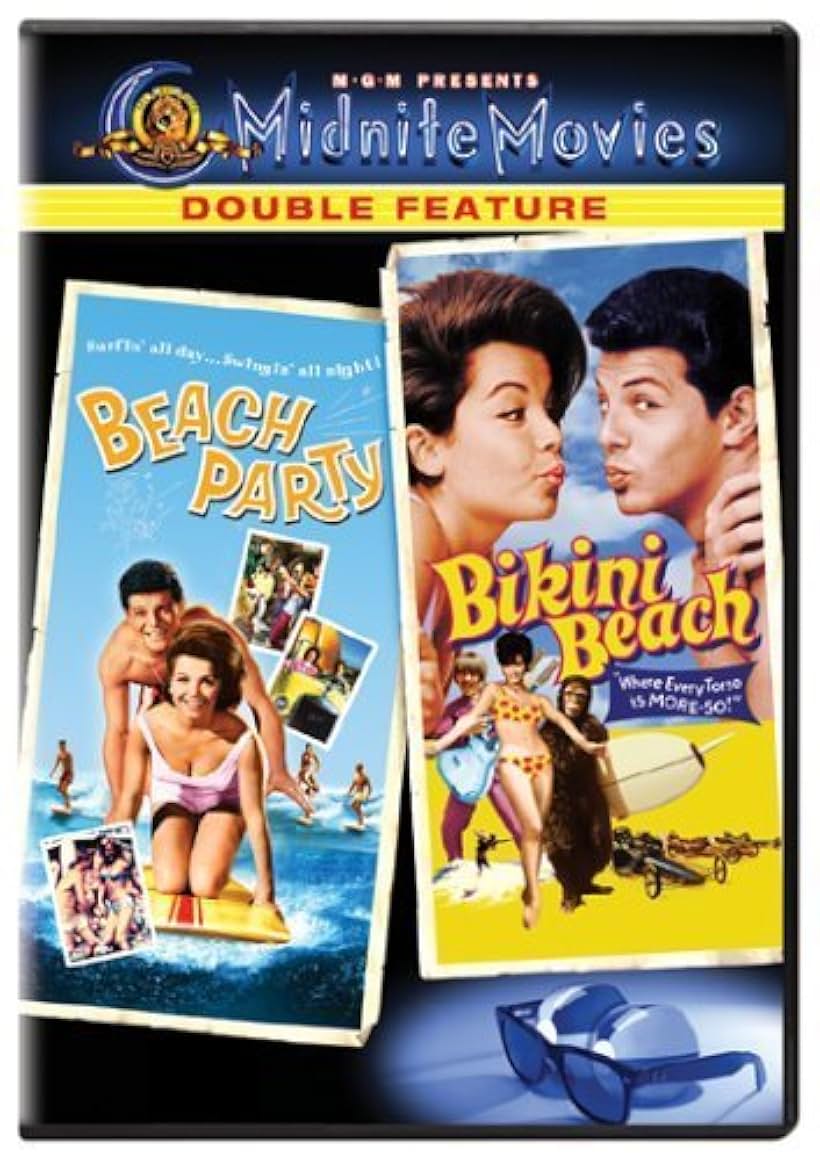 Bikini Beach (1964) - Photos - IMDb