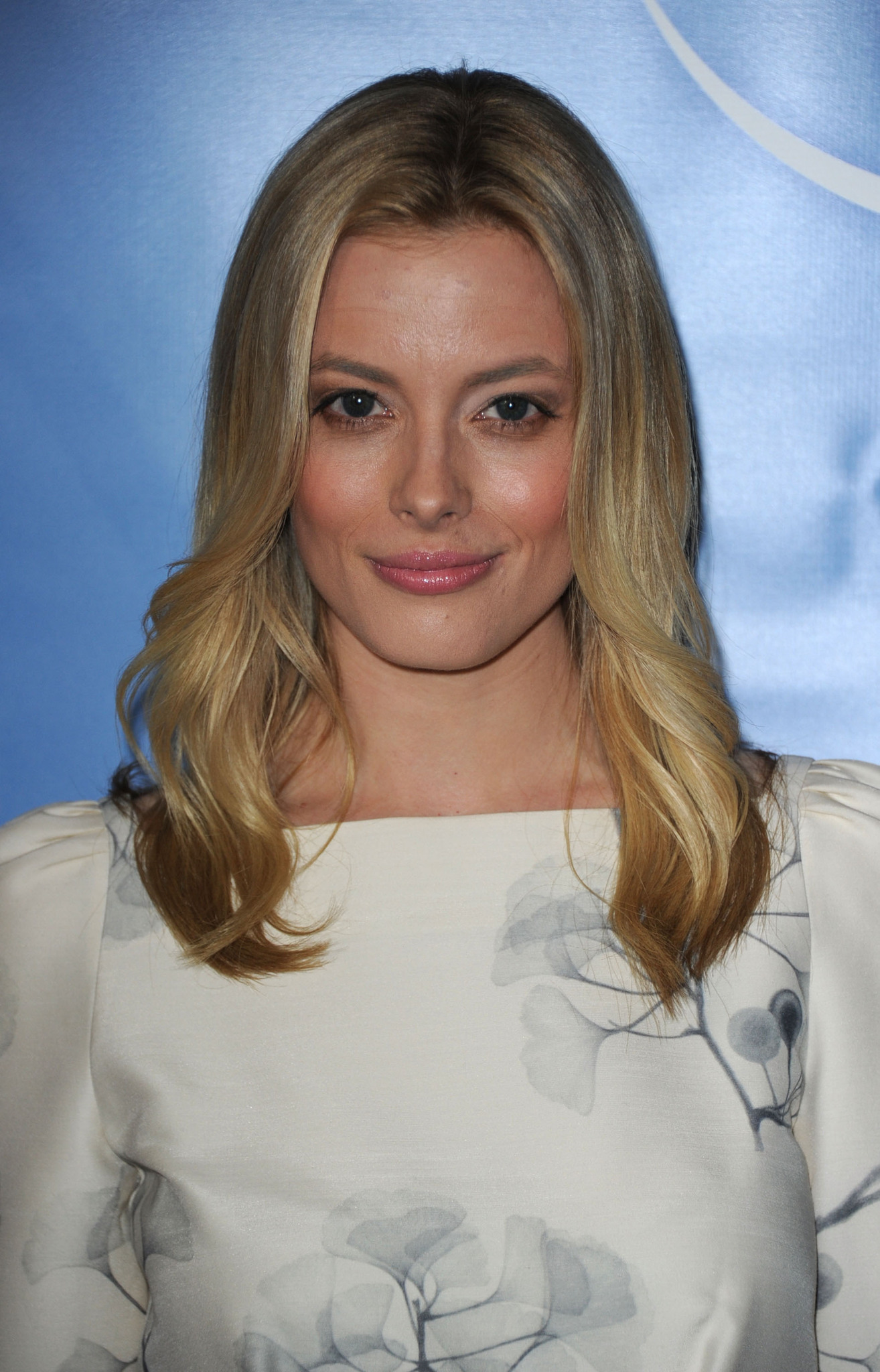 Anal qul Transgender videolarini tomosha qiling