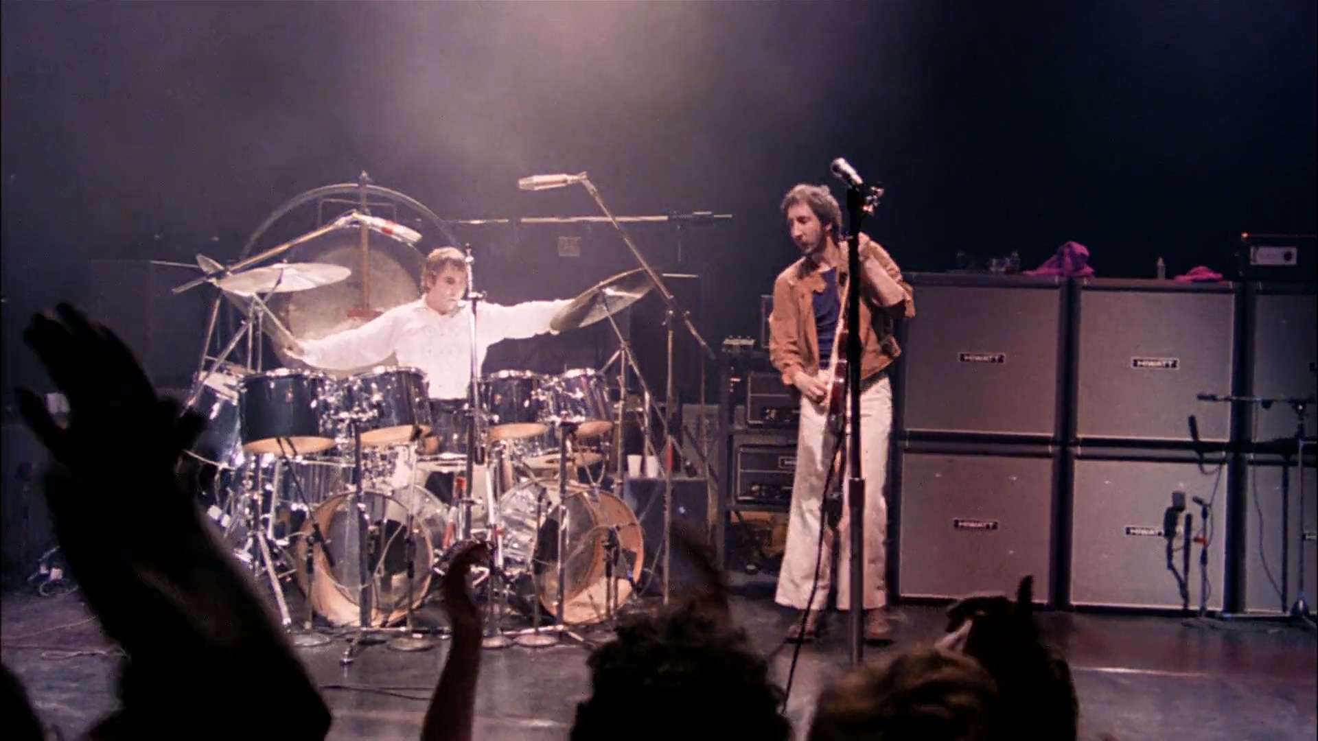 Keith Moon, Pete Townshend, and The Who in Uragano Who (1979)