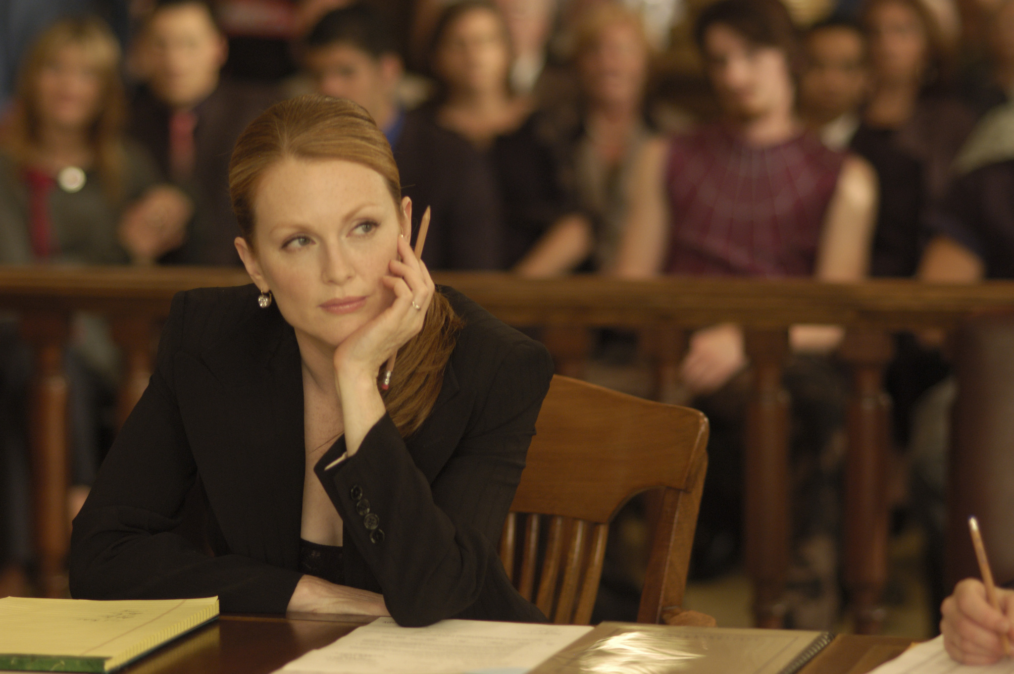 Julianne Moore in Laws of Attraction (2004)