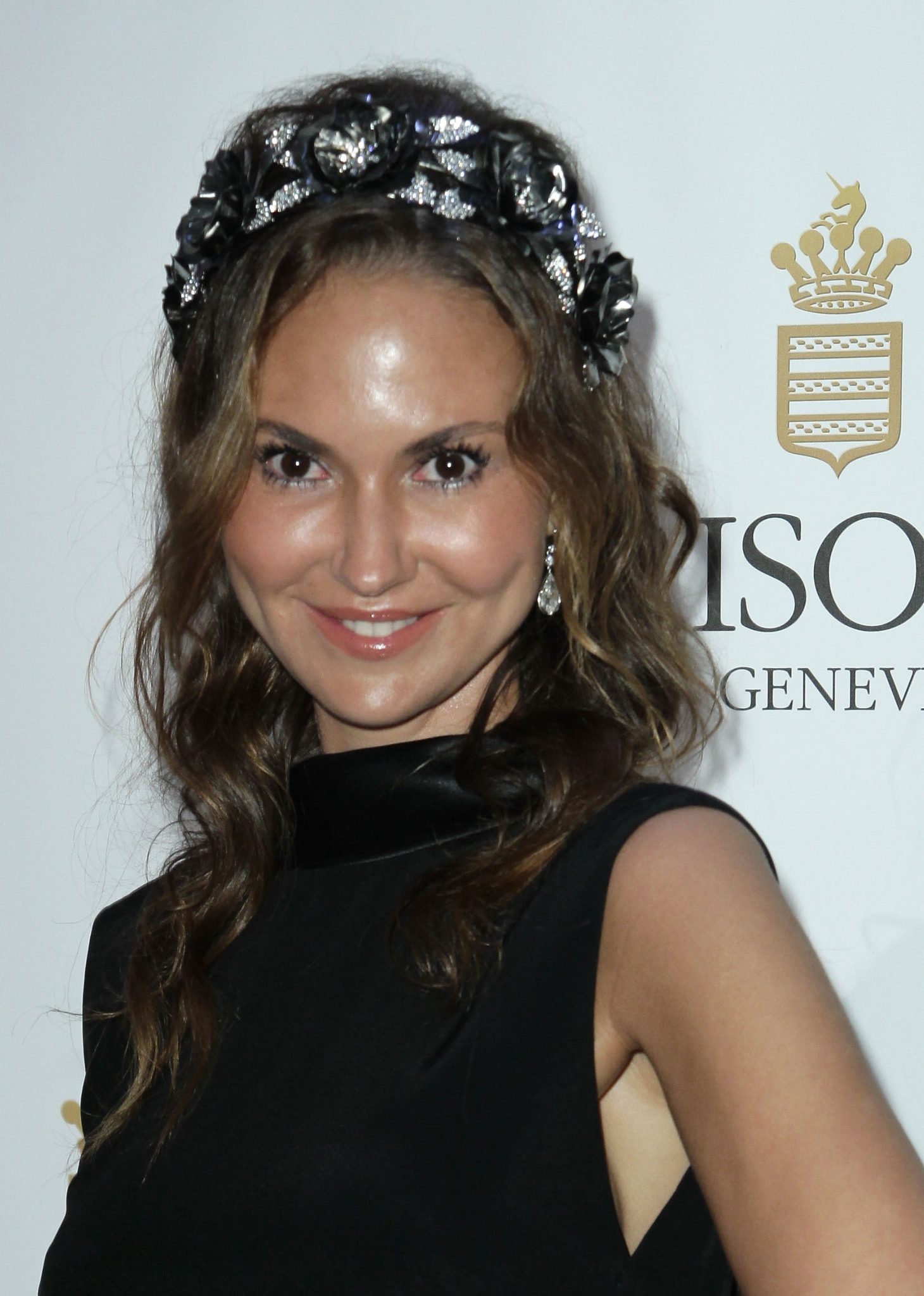 Ogzimdagi sikning yaqindan surati XXX pornografik suratga olishda baxtsiz hodisalar