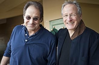 पोस्टर देखें