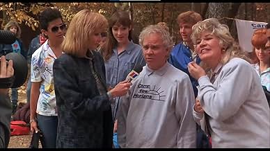 पोस्टर देखें