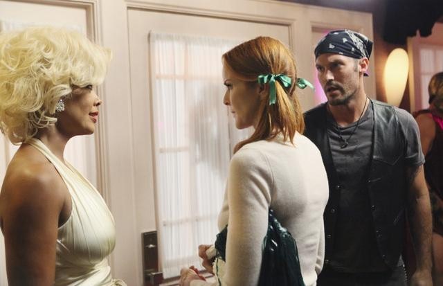 Vanessa Williams, Brian Austin Green, and Marcia Cross in Desperate Housewives (2004)