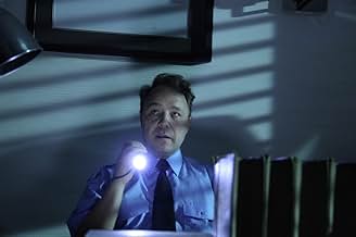 पोस्टर देखें