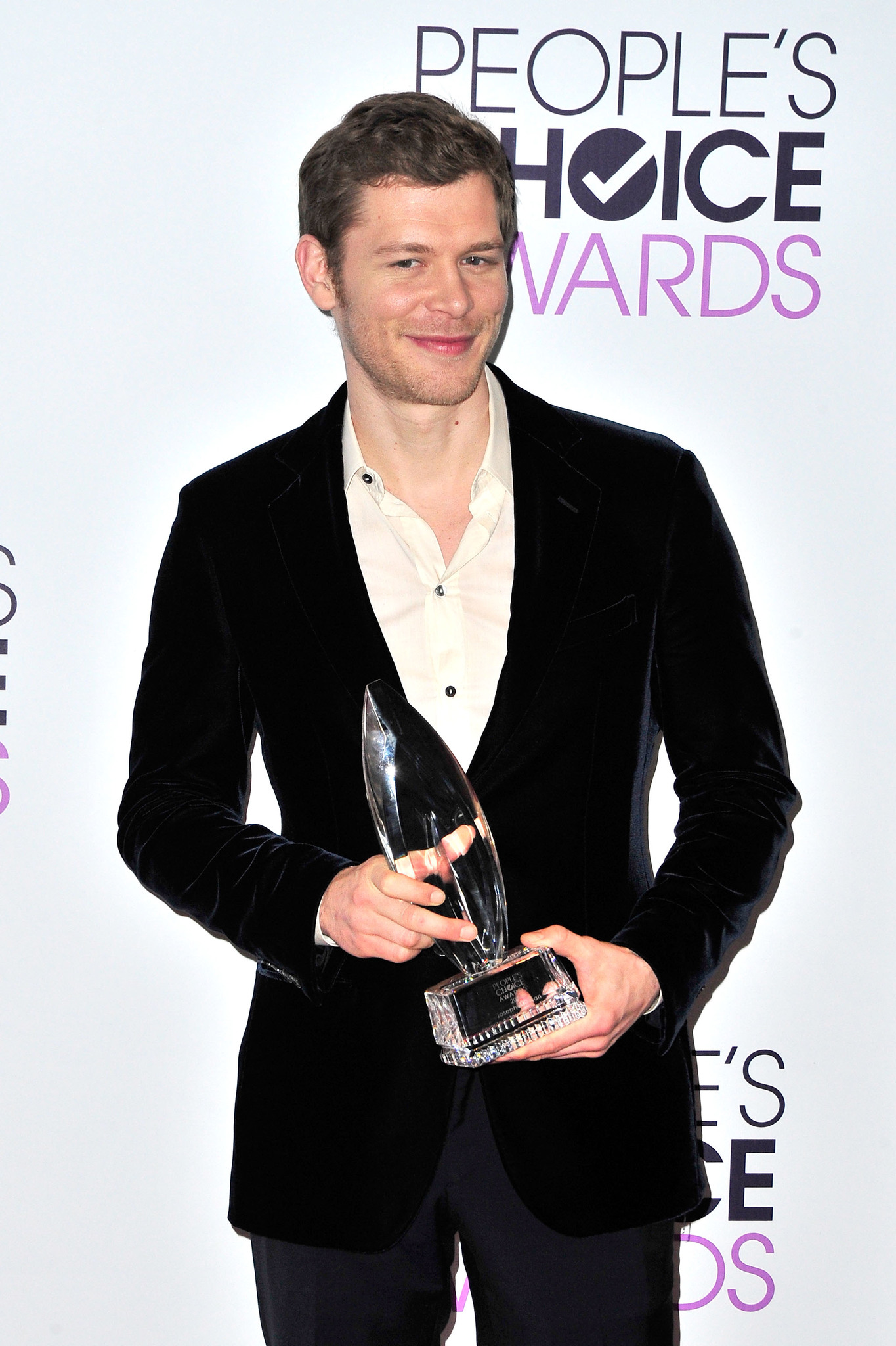 Joseph Morgan Mexican Mafia - 34rfsn8