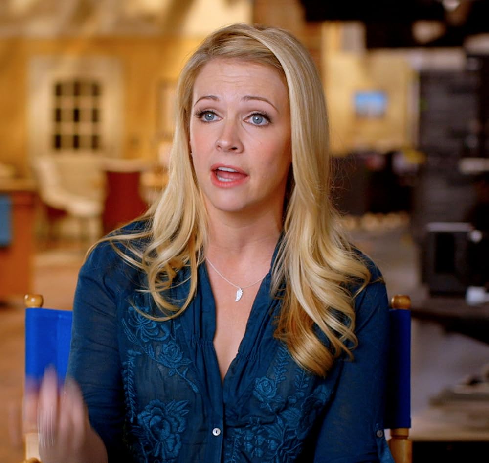 Melissa Joan Hart Films Et Programmes Tv "Bystander Revolution" Melissa Joan Hart - Cliques (TV Episode 2014) - IMDb