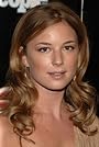Emily VanCamp's primary photo Emily VanCamp's primary photo