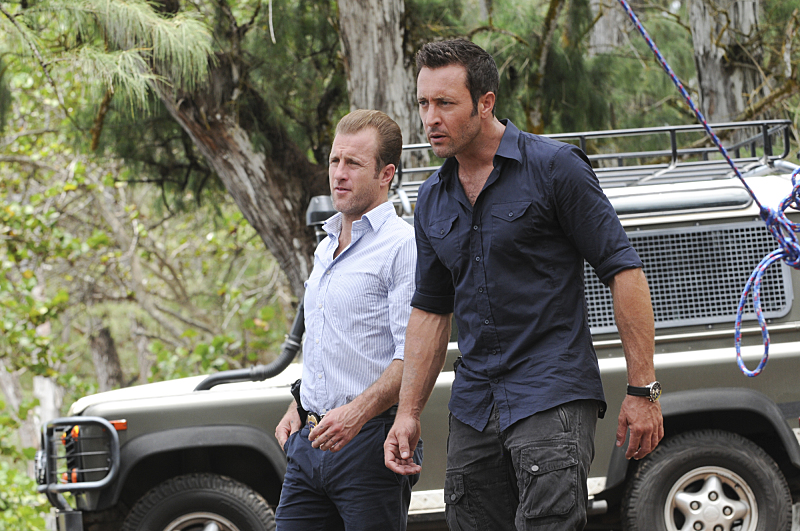 Scott Caan and Alex O'Loughlin in Hawaii Five-0 (2010)