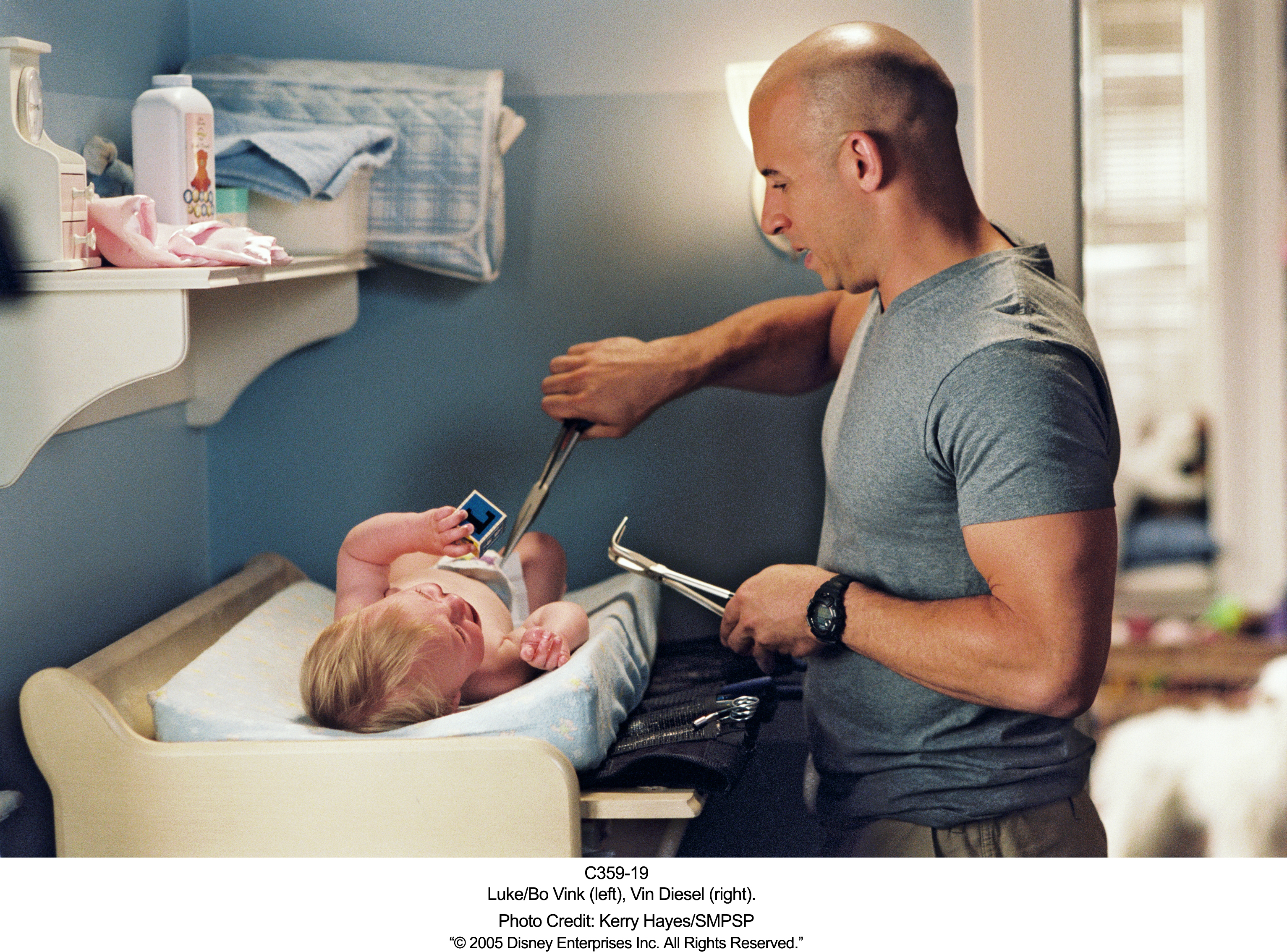 няня для бывшего. няня фильм 2019. няня 2 фильм 2001. женщина с ребенком. няня для бывшего.