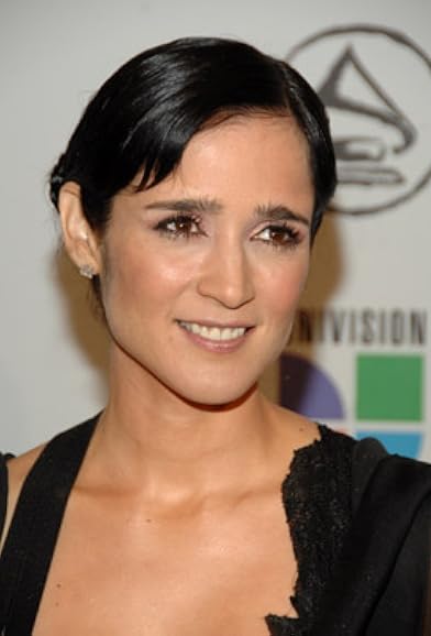 Primary photo for Julieta Venegas Primary photo for Julieta Venegas