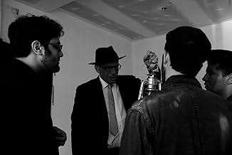 पोस्टर देखें