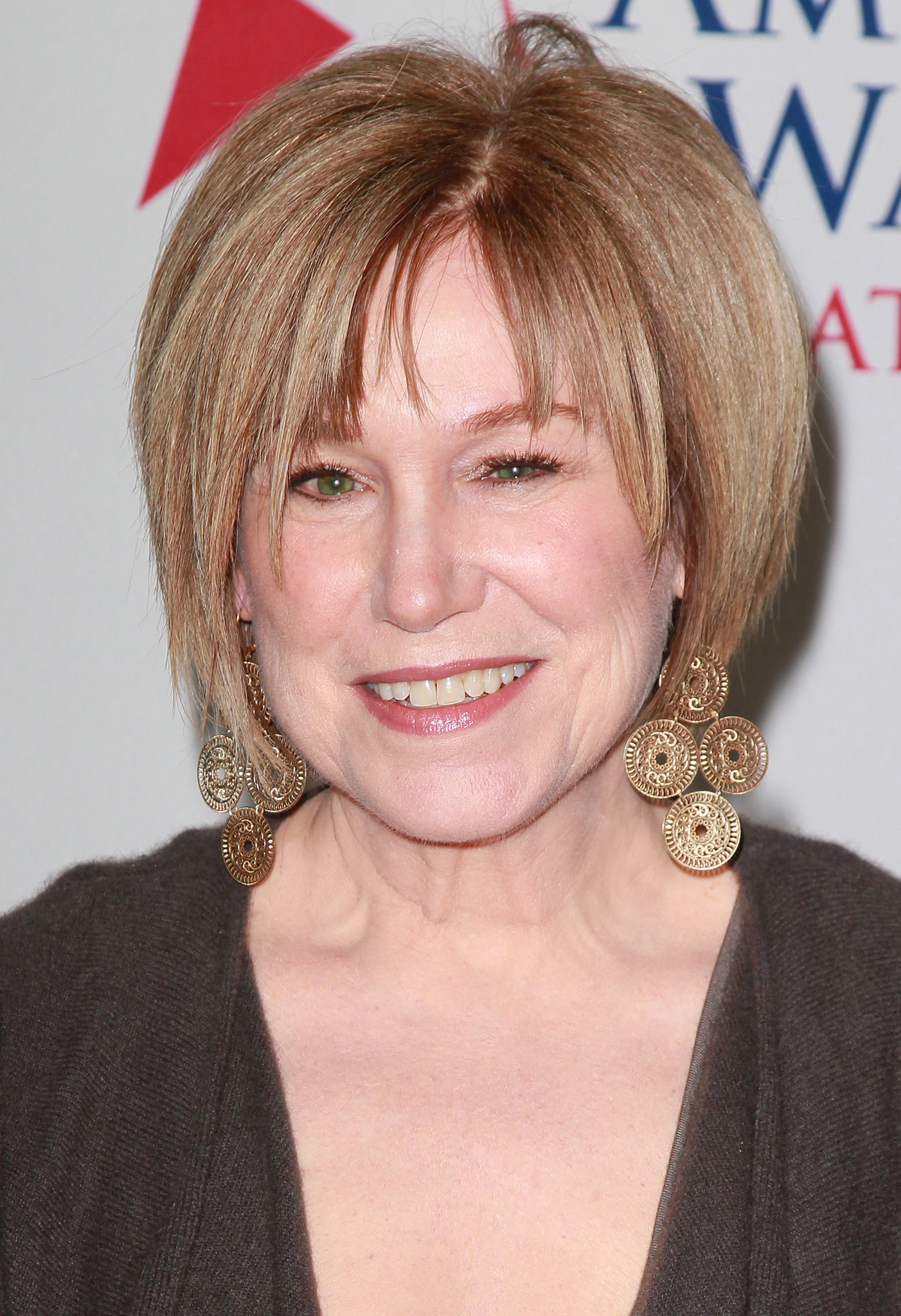 Mary place. стив бушеми с семьей. мэри кэй плэйс в молодости. мэри кэй плэйс фото в молодости. джейн викерс девушка каскадер.