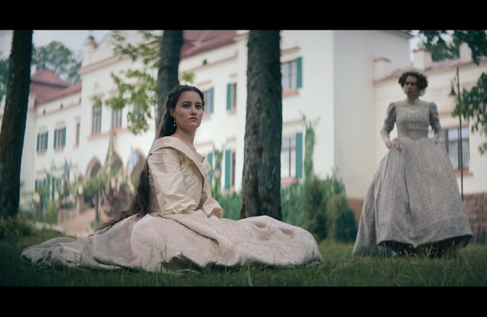 Qisqa lateksli intim qolqoplar Rus külot va paypoq porno