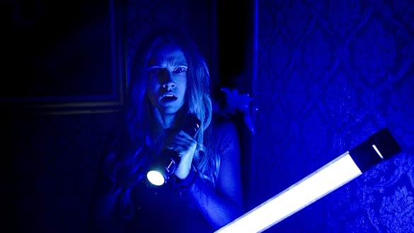 Teresa Palmer in Lights Out (2016)