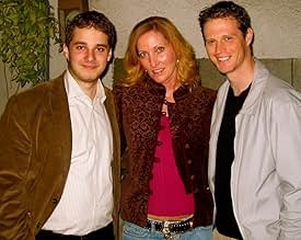 पोस्टर देखें