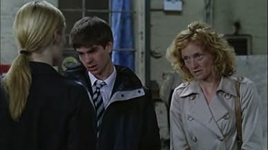 पोस्टर देखें