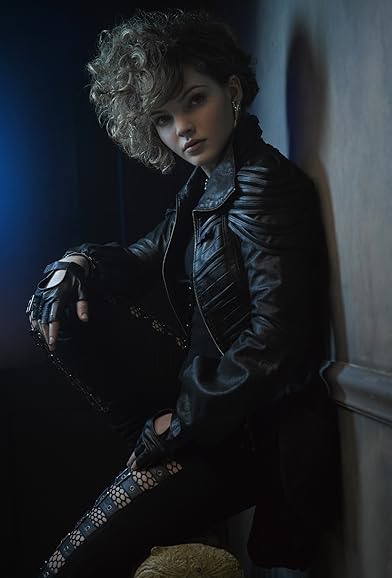Primary photo for Camren Bicondova Primary photo for Camren Bicondova