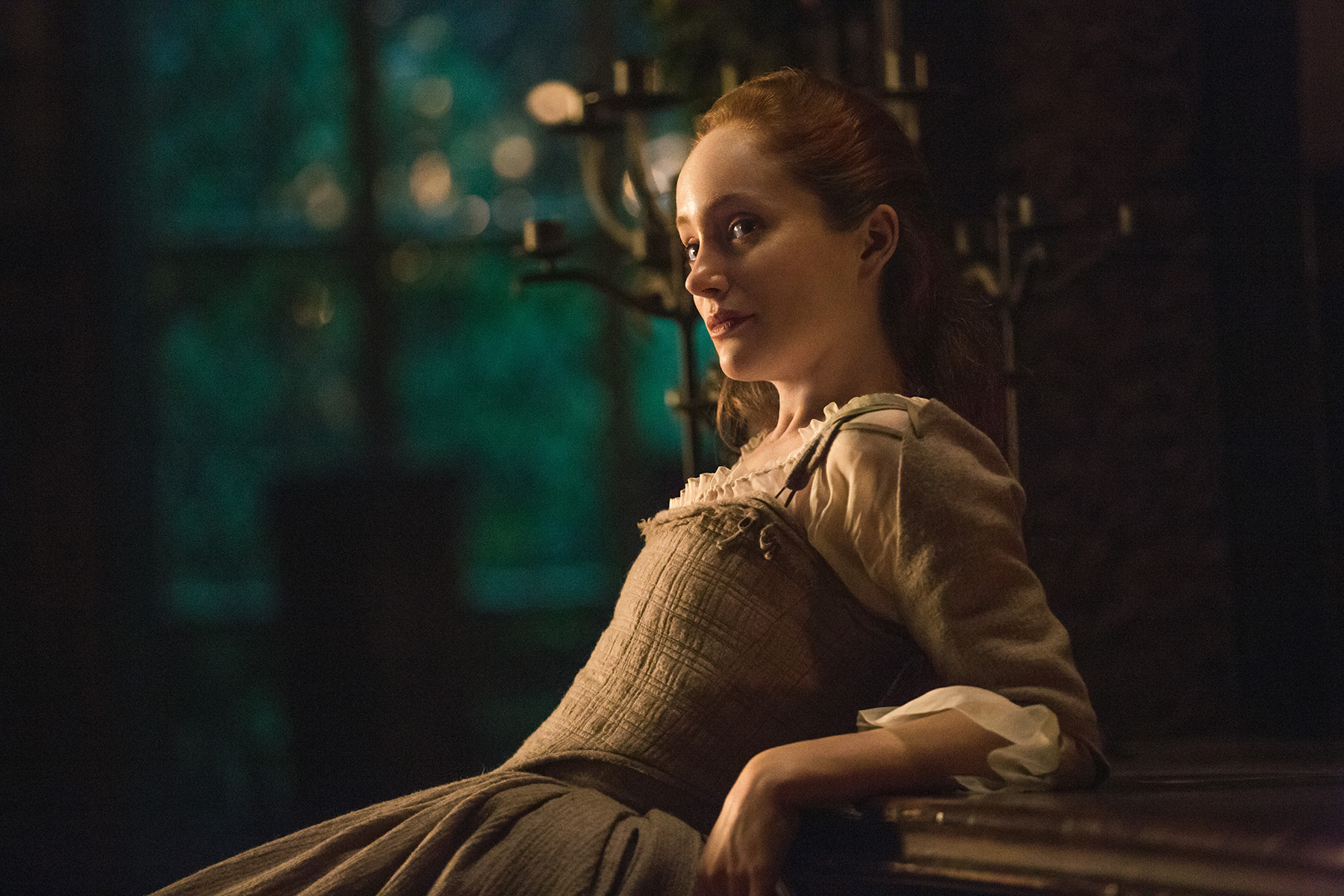 Lotte Verbeek in Outlander (2014)