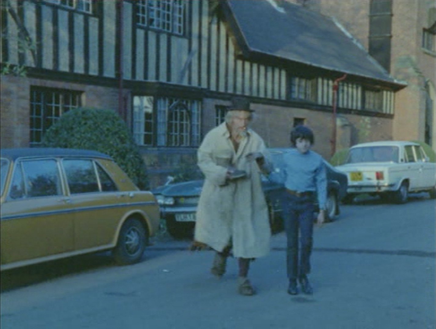 Geoffrey Bayldon and Gary Warren in Catweazle (1970)