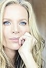 Jessalyn Gilsig's primary photo Jessalyn Gilsig's primary photo