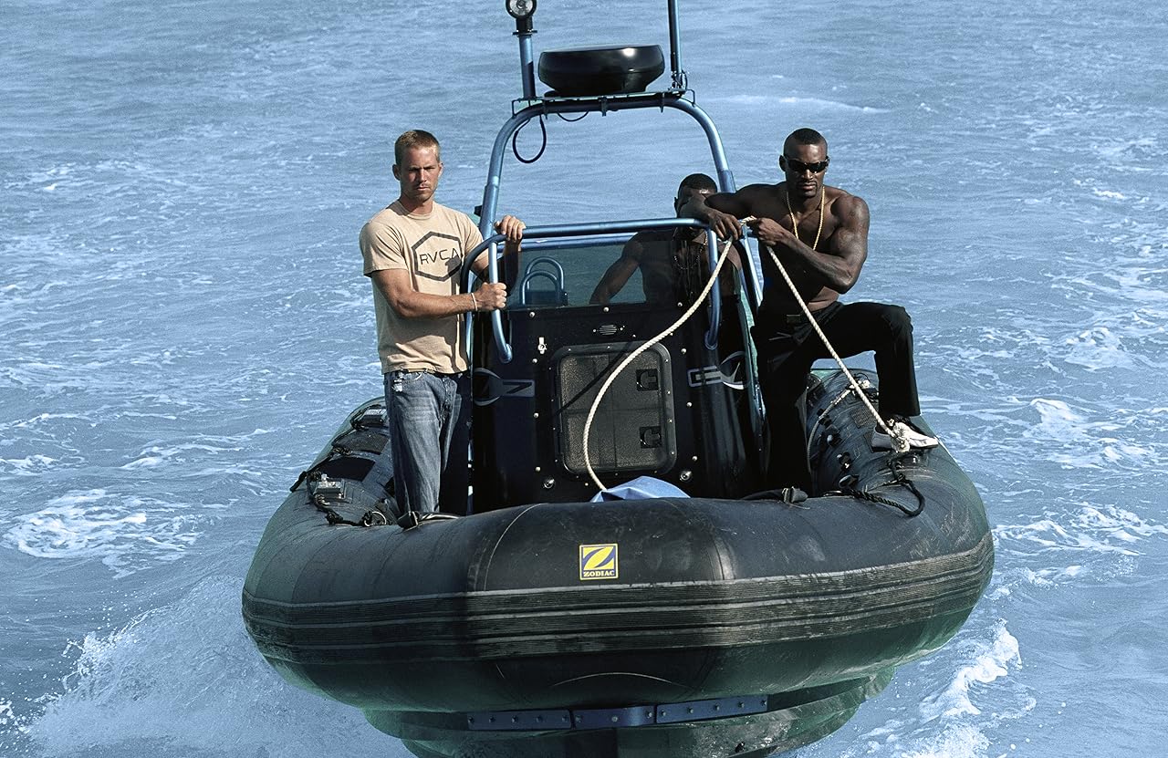 Into the Blue (2005) Into the Blue (2005)