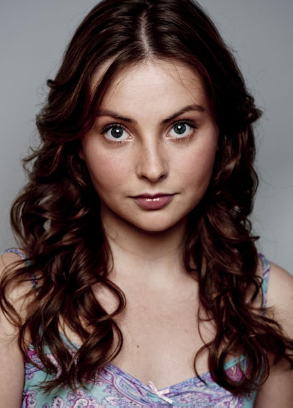 Vodonaevaning uyi porno video Gozal onalar va ogillar ishtirokida porno