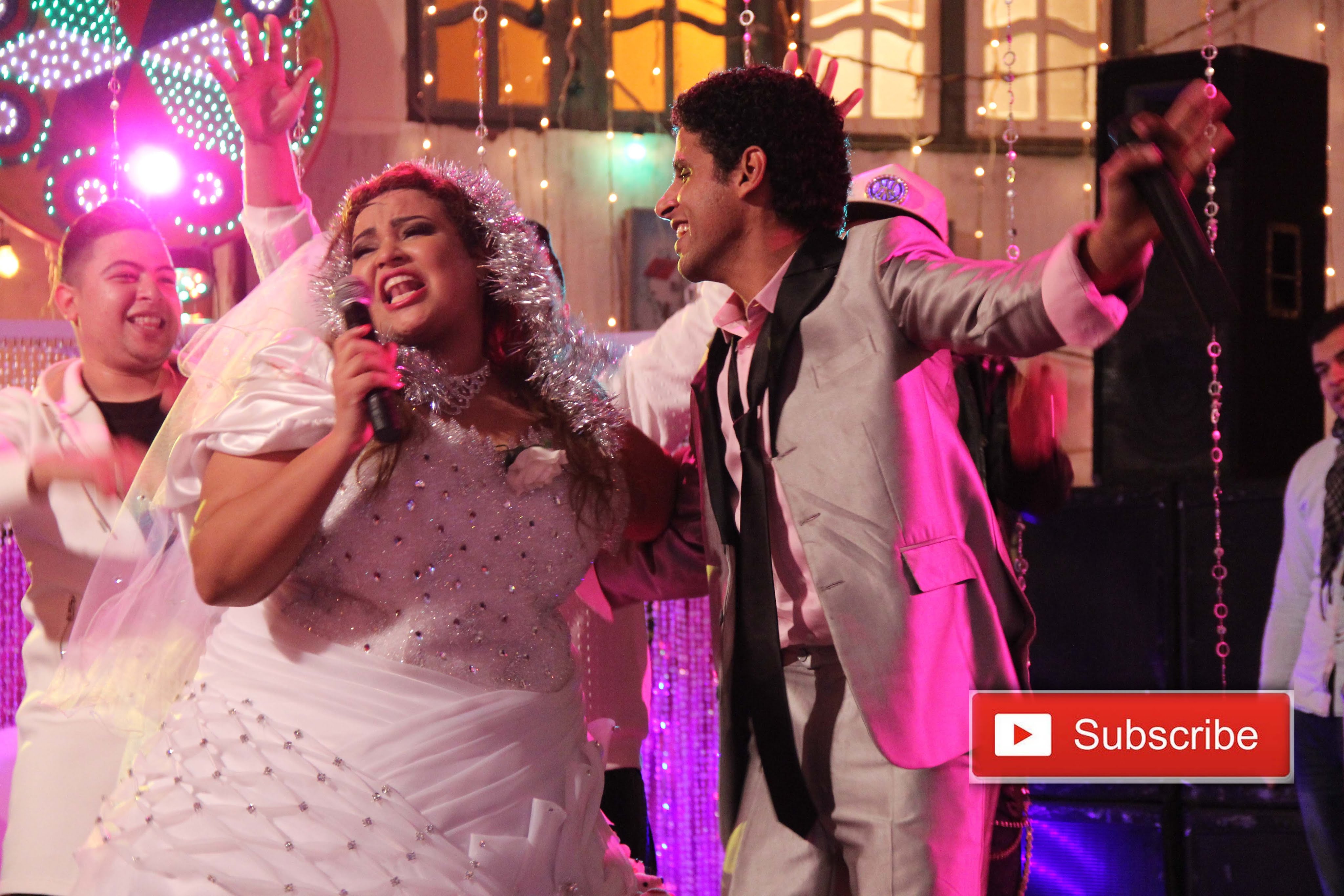 Ikki kishi sargish ayolni sikadi Anal porno etuk rus ayollar bilan