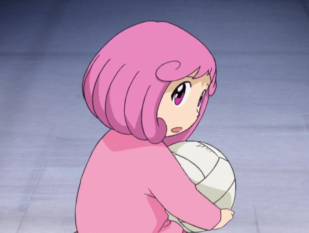 Sochlaringni ushlab, boshingni sikimga tortaman.