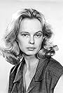 Sandy Dennis's primary photo Sandy Dennis's primary photo