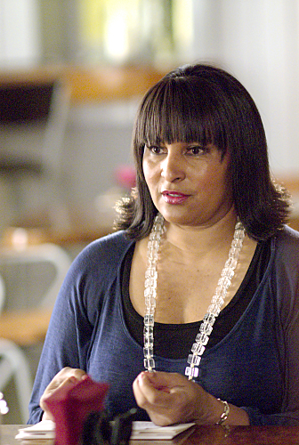 Chiroyli mushukdan kora chiroyliroq nima bolishi mumkin? Universitet sinfida talaba oqituvchini sikish.