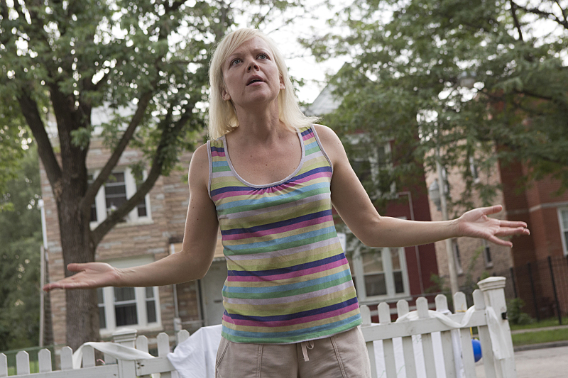 Emily Bergl in Shameless (2011)