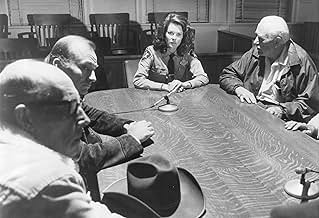 पोस्टर देखें