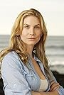 Elizabeth Mitchell's primary photo Elizabeth Mitchell's primary photo