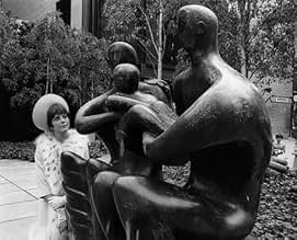 पोस्टर देखें