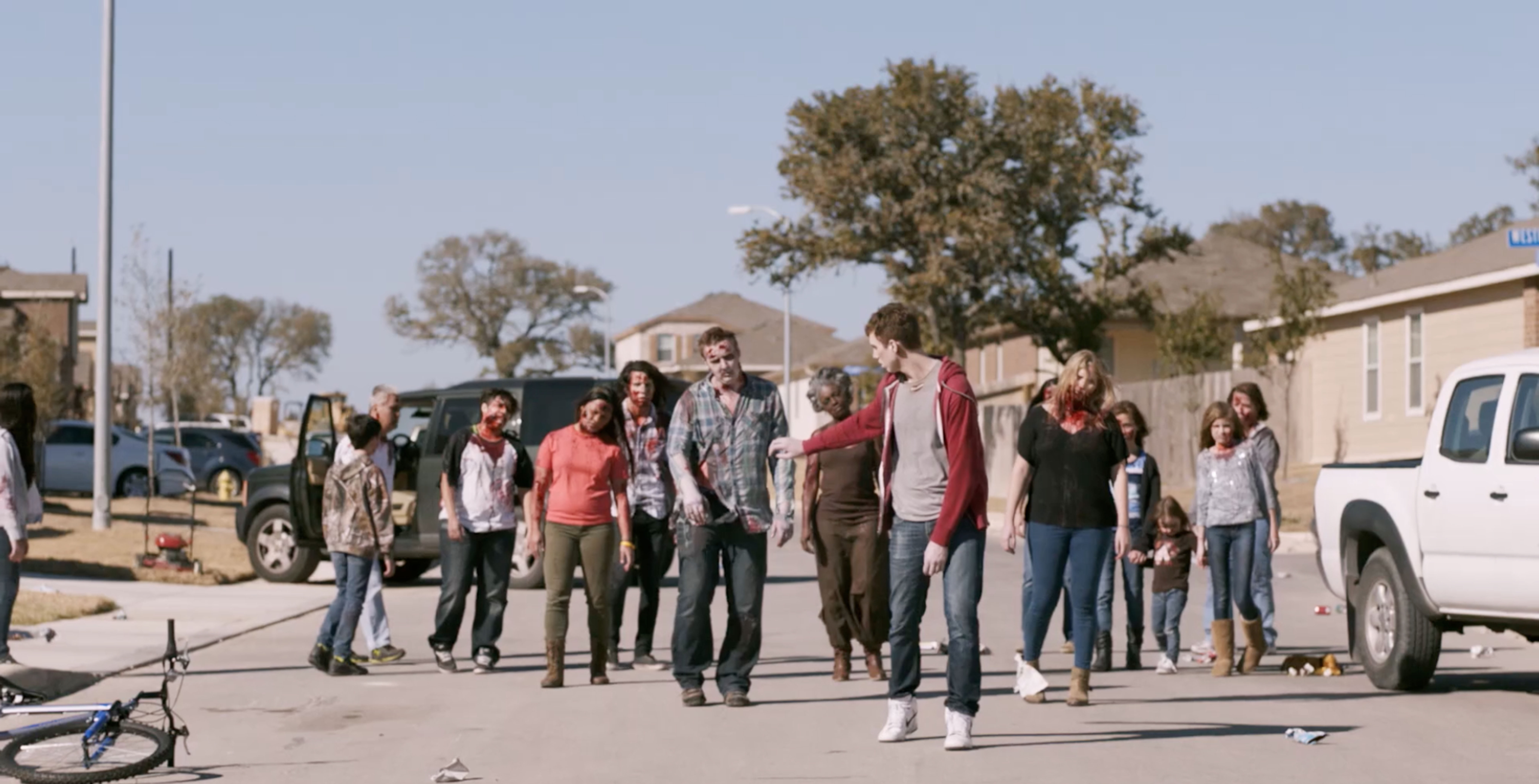 Ходячие мертвецы пародия. Прогулка с мертвецами. Прогулка с мертвецами. Прогулка с мертвецами. Прогулка с мертвецами.