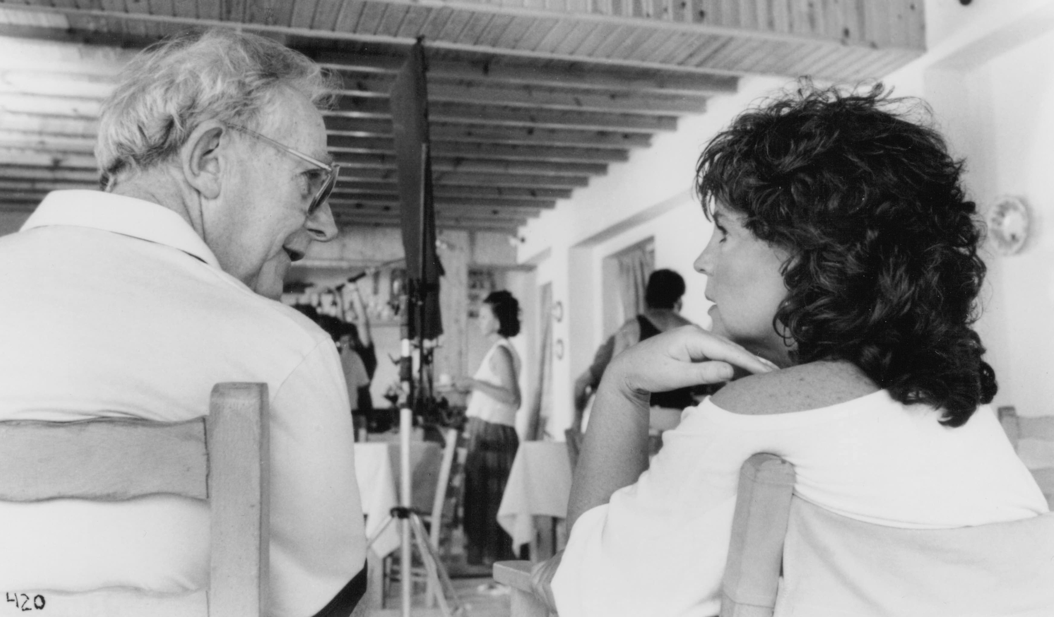 Pauline Collins and Lewis Gilbert in Shirley Valentine (1989)