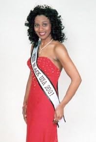Primary photo for Former Beauty Queen Wants Fancy Digs in Philly