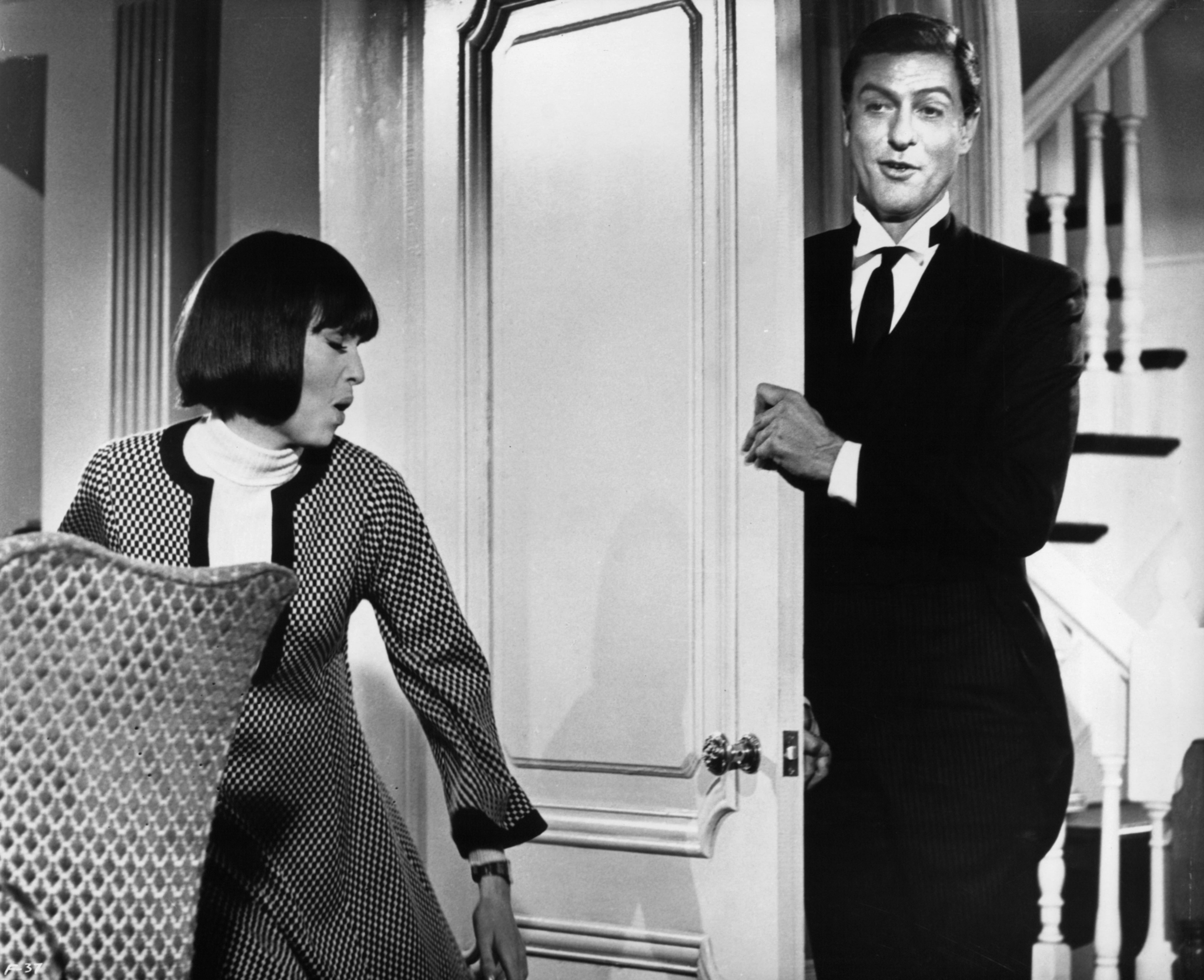 Dick Van Dyke and Barbara Feldon in Fitzwilly (1967)