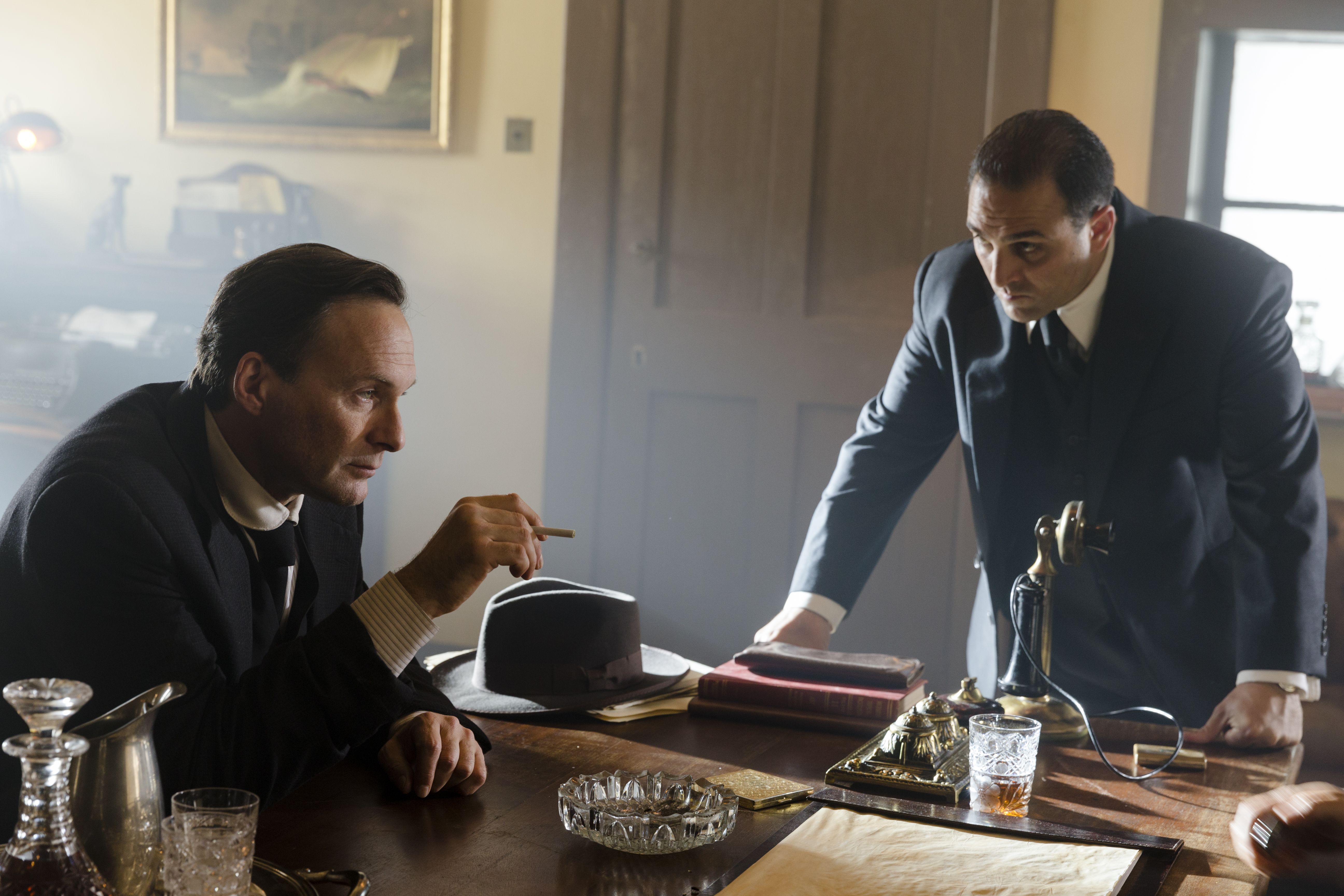 рождение мафии: нью-йорк сериал кадры. рождение мафии 2016. второе рождение сериал актёры. рождение мафии: нью-йорк 1 сезон 7 серия. рождение мафии нью-йорк сериал.