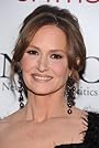 Melissa Leo's primary photo Melissa Leo's primary photo