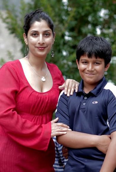 Primary photo for Singhing Bee Primary photo for Singhing Bee