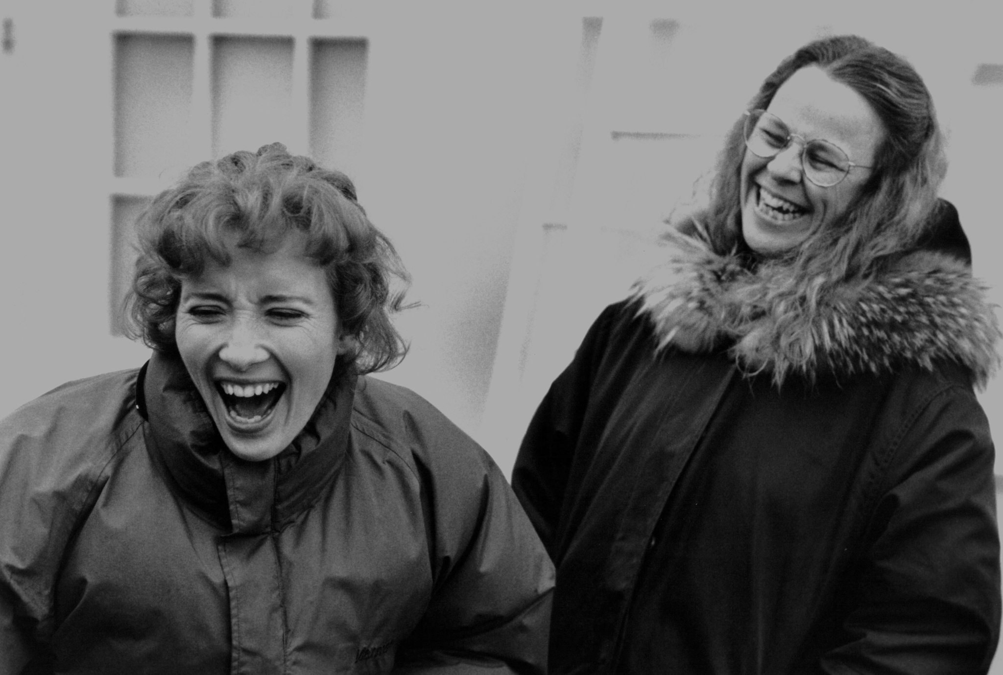 Emma Thompson and Lindsay Doran in Sense and Sensibility (1995)