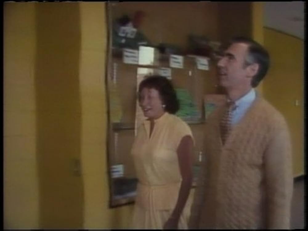 "Mister Rogers' Neighborhood" 1461 Mr. Rogers Goes to School (TV