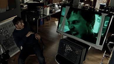 पोस्टर देखें