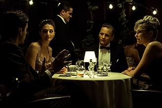 पोस्टर देखें