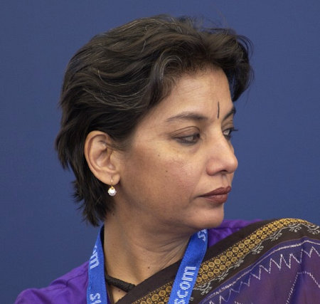 72 साल की उम्र में किया 'लिपलॉक', देवानंद के भतीजे से रहा अफेयर! 5 नेशनल अवॉर्ड जीत चुकीं इस एक्ट्रेस को जानते हैं आप?