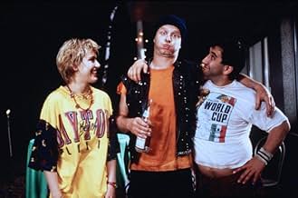 पोस्टर देखें